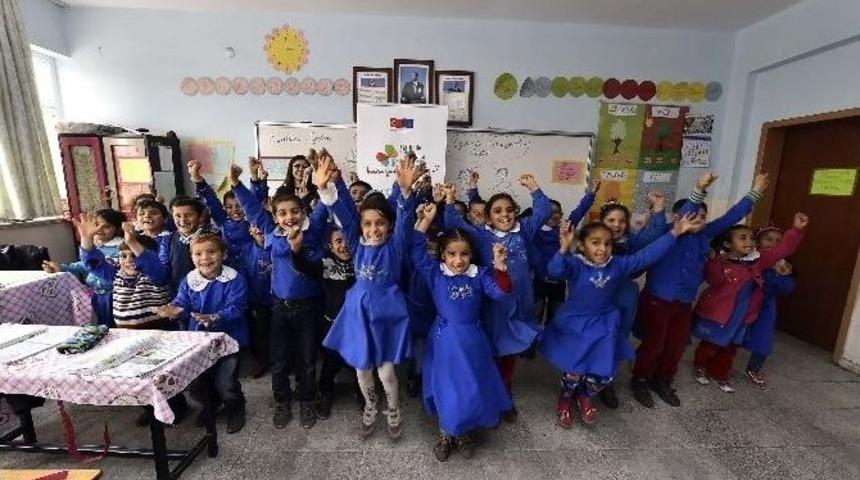 Şanlıurfa&rsquo;da Kız &Ouml;ğrenciler Cinsiyet Eşitsizliği Konusunda Bili&ccedil;lendiriliyor