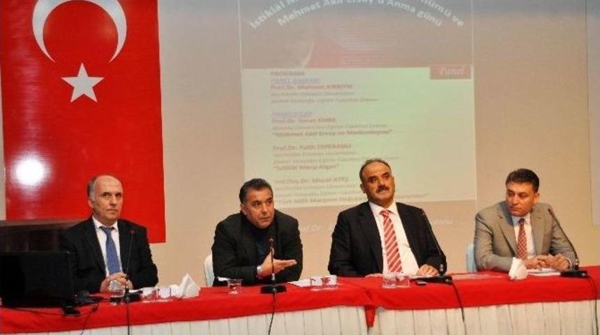 Ne&uuml;&rsquo;de Mehmet Akif Ersoy Paneli