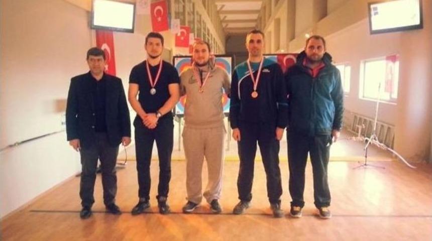 Oklar Hedefi Kurtuluş İ&ccedil;in Vurdu