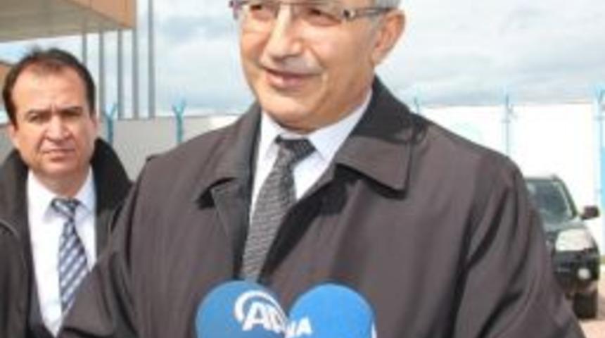 Van Emniyet M&uuml;d&uuml;rl&uuml;ğ&uuml;&rsquo;nden, Ankara Emniyet M&uuml;d&uuml;rl&uuml;ğ&uuml;&rsquo;ne Atanan Karaaslan, Tebrikleri Kabul Etti
