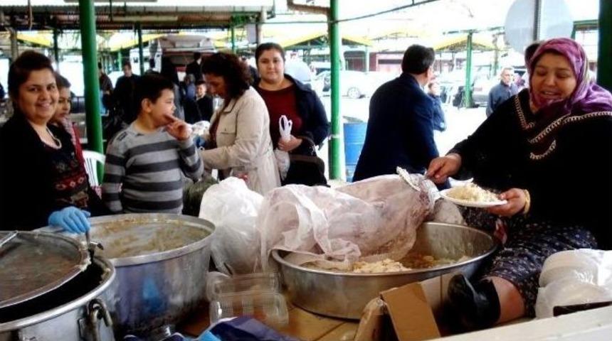Sarıg&ouml;l 4 Eyl&uuml;l İlkokulunda Gıda Kermesi