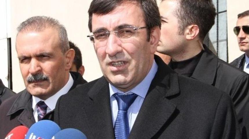 Bakan Yılmaz&rsquo;ın Van Ziyareti