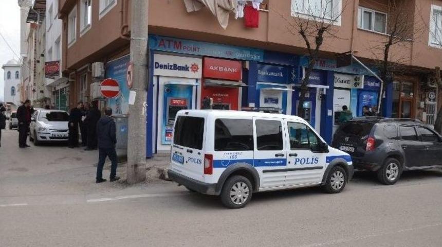 Atm&rsquo;de Soygun Dehşeti