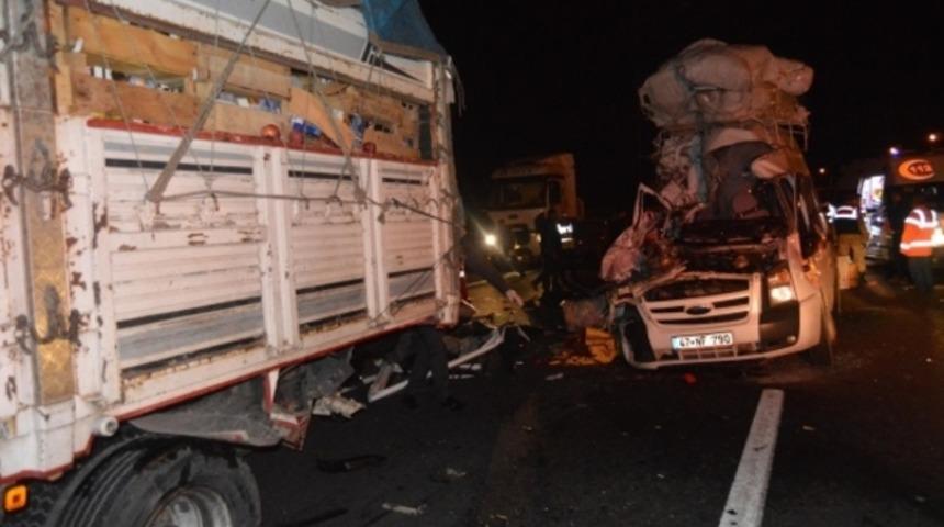 Osmaniye'de feci kaza