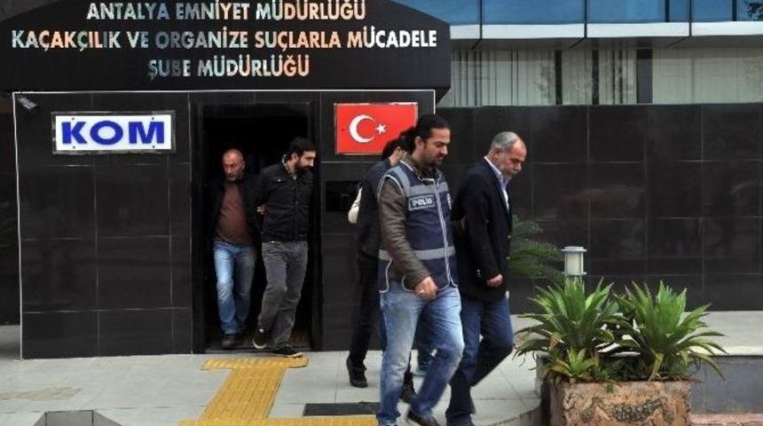Antalya&rsquo;da Ka&ccedil;ak İ&ccedil;ki Operasyonu