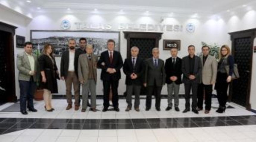 T&uuml;rk Kızılayı Derneği Talas Şubesi&rsquo;nden Başkan Palancıoğlu&rsquo;na Ziyaret