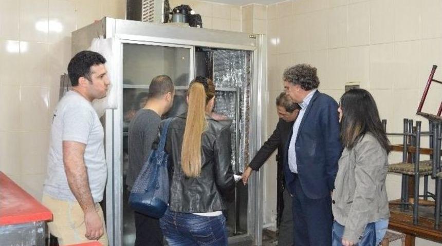 Gıda &Uuml;reten Ve Satan İşyerleri Denetlendi