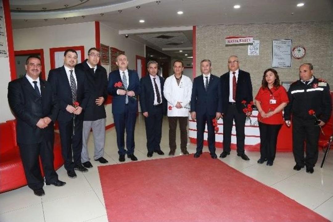 Tahmazoğlu, Tıp Bayramı&rsquo;nı Kutladı