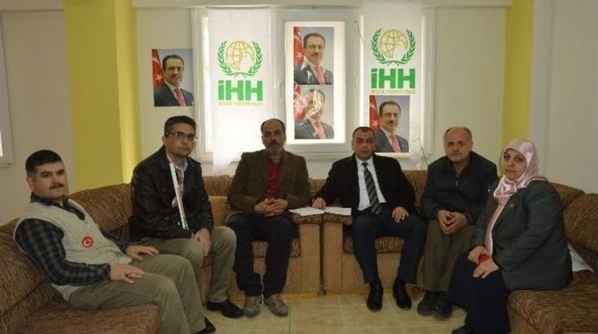 Yazıcıoğlu Anısına Bayır-bucak T&uuml;rkmenlerine Yardım