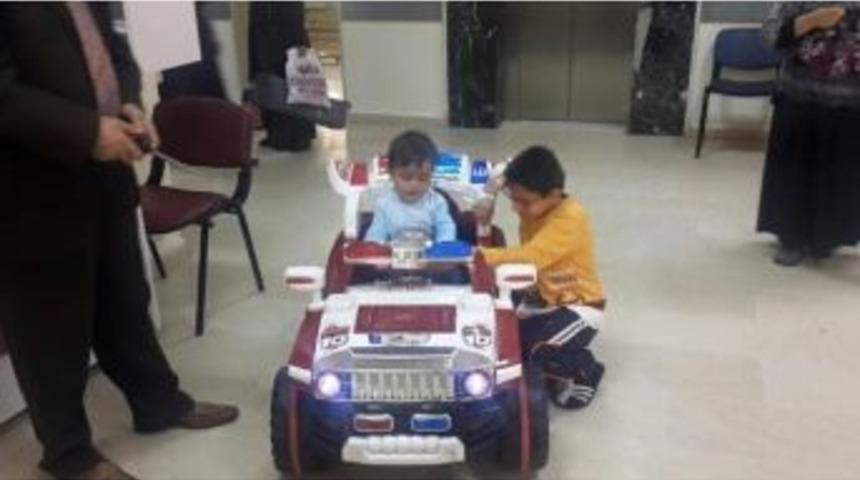 Aksaray&rsquo;da &Ccedil;ocuklar Ameliyata Ak&uuml;l&uuml; Araba İle Gidecekler