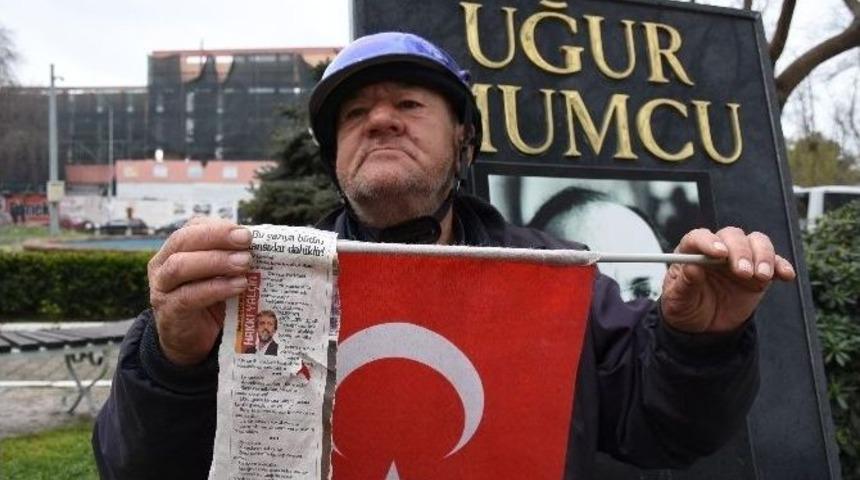 Sinoplu Vatandaştan Ter&ouml;re Tek Kişilik Protesto