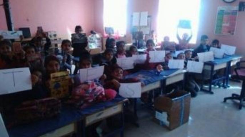 Adıyamanlı Minik Yüreklerden Selam Geldi