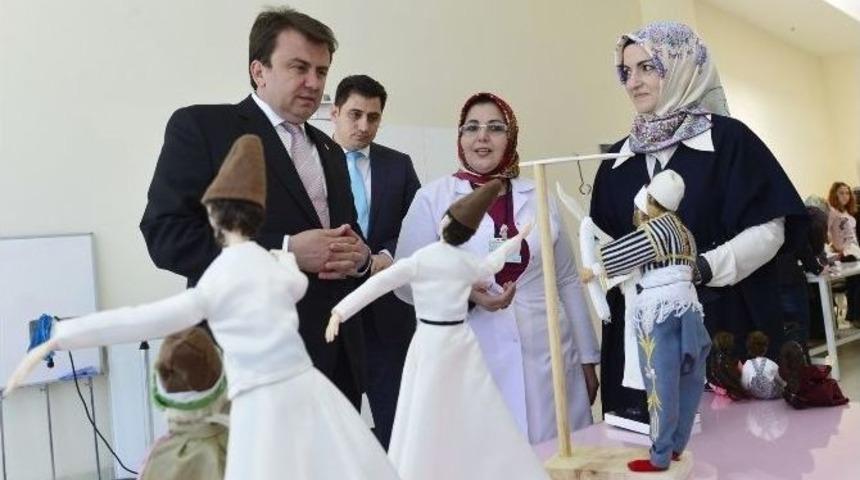 Başkan Erko&ccedil; At&ouml;lyeleri İnceledi