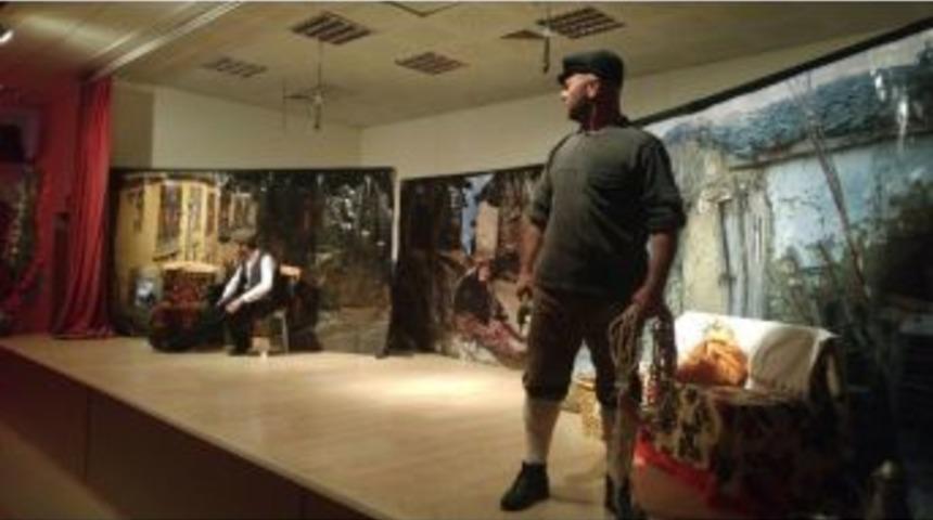 Yunak&rsquo;ta &ldquo;&ccedil;anakkale Ve Namazla Diriliş&rdquo; Konulu Tiyatro