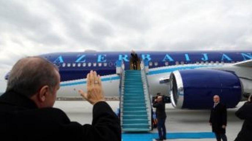 Cumhurbaşkanı Erdoğan&rsquo;dan Aliyev&rsquo;in Jestine Jestle Karşılık