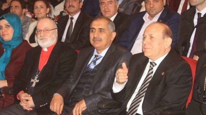Mardin&rsquo;de &lsquo;yeni Anayasa Ve Başkanlık Sistemi&rsquo; Konferansı
