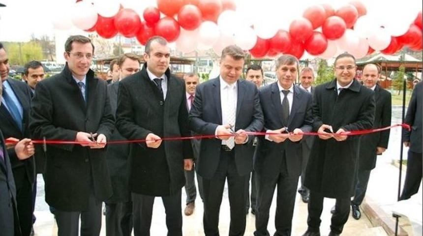 Mermer Mozaik Kursiyerleri&rsquo;nin Hazırladığı "taşlar Ve D&uuml;şler" Sergisi A&ccedil;ıldı