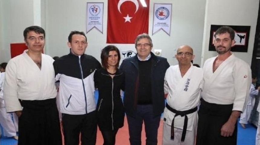 Akademi D&ouml;v&uuml;ş Sanatları Gsk T&uuml;rkiye Şampiyonasına Katılıyor