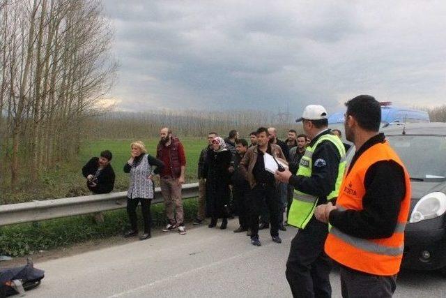 D-100&rsquo;de Feci Kaza: 4 &Ouml;l&uuml;, 1 Yaralı 1