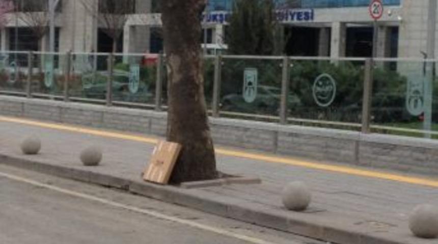 Ankara B&uuml;y&uuml;kşehir &Ouml;n&uuml;nde Ş&uuml;pheli Paket Alarmı