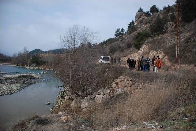 Kayıp İki &Ccedil;ocuğun Yerini İhbar Edene 100 Bin Tl Para &Ouml;d&uuml;l&uuml; 1