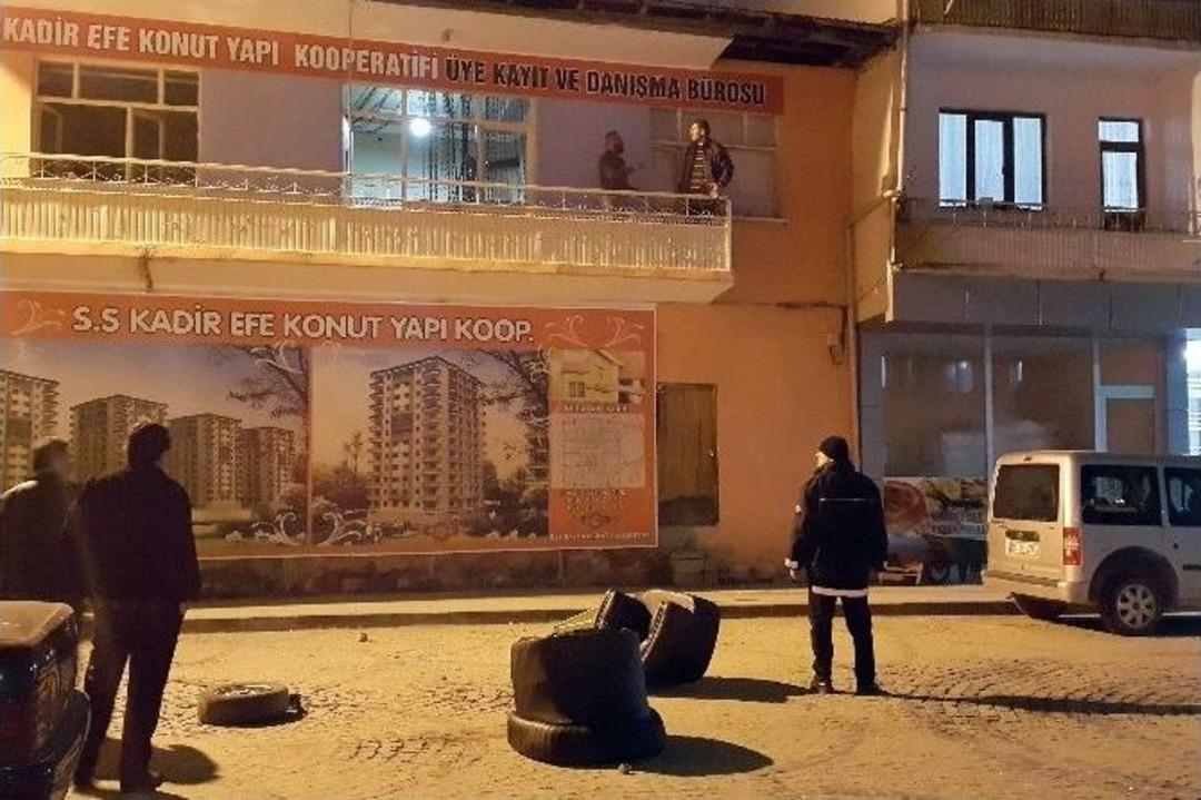 Kafayı Bulunca Yanlış İş Yerini Bastı