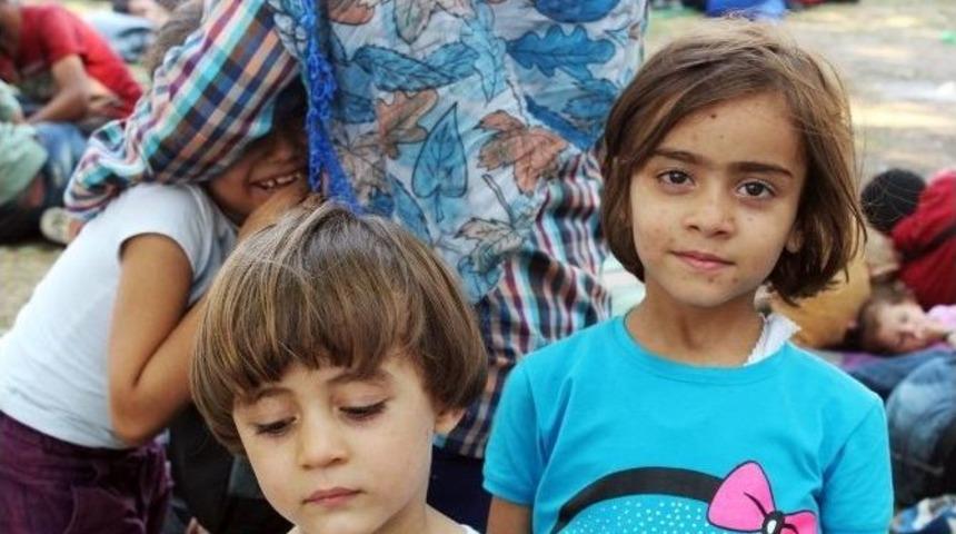 (&ouml;zel) İzmir&rsquo;de, İki Yılda 196 Bin 332 Suriyeli Tedavi G&ouml;rd&uuml;