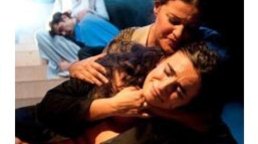 Antalya Şehir Tiyatrosu Almanya Turnesine &Ccedil;ıkıyor