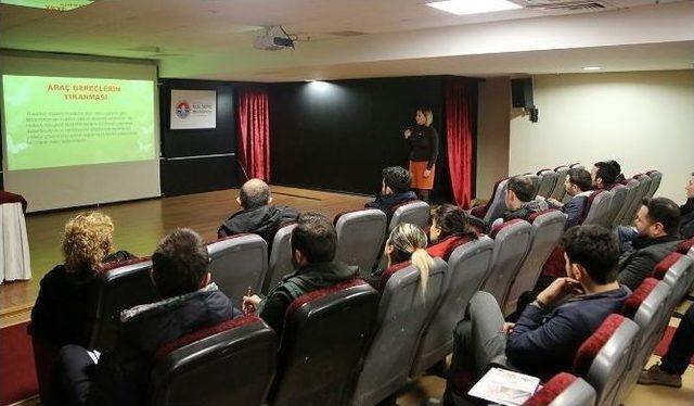 Maltepe’de Kuaförlere Hijyen Eğitimi