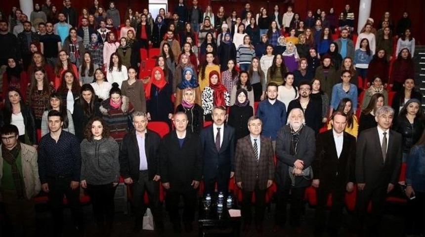 İstiklal Marşı&rsquo;nın Kabul&uuml; Ve Mehmet Akif Ersoy Anlatıldı