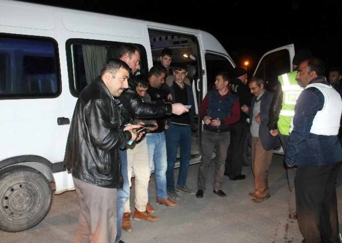 Konya&rsquo;da Ter&ouml;r Polisinden Uygulama