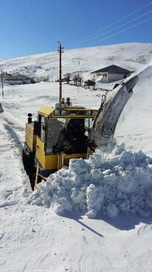 Büyükşehir, İlçelerde 90 Bin Km Yol Açtı