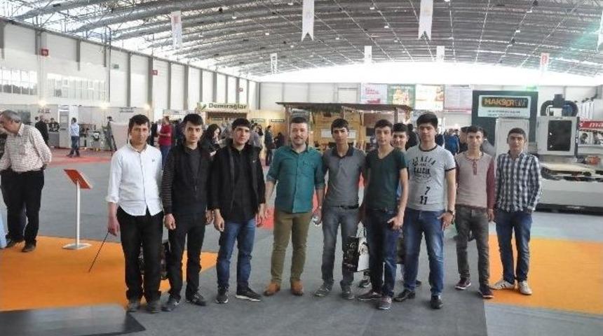 Kahta Metem &Ouml;ğrencileri Ahşap İşleme Ve Yan Sanayi Fuarına Katıldı