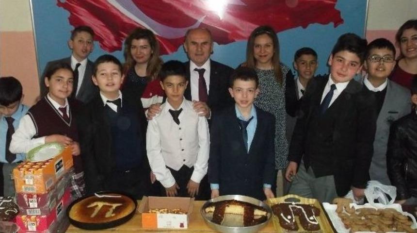 Boğazlıyan Cumhuriyet Ortaokulu &ldquo;pi&rdquo; G&uuml;n&uuml;n&uuml; Kutladı