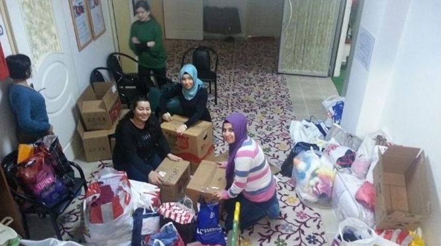 Ana Okulu &Ouml;ğrencileri Savaş Mağduru &Ccedil;ocukları Giydirecek