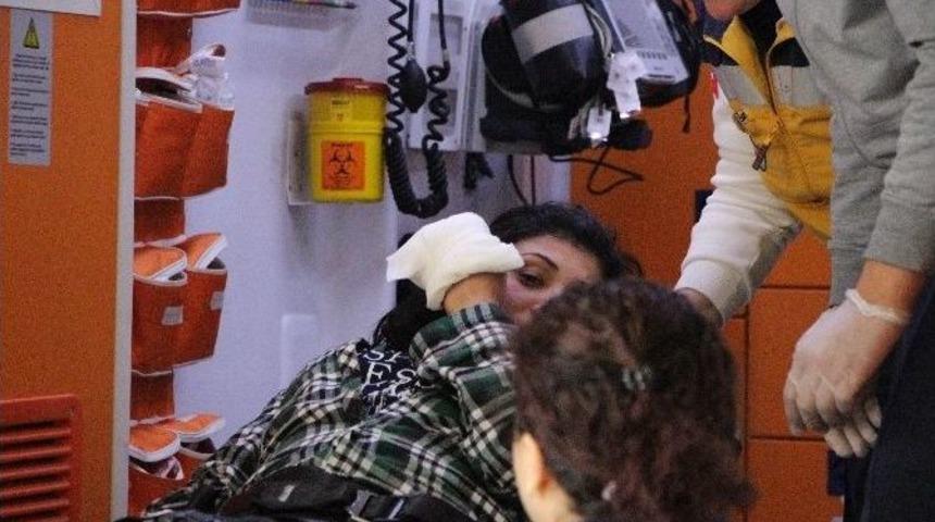 Aldatıldığını D&uuml;ş&uuml;nen Kadın G&uuml;rc&uuml; Kadının Evini Bastı