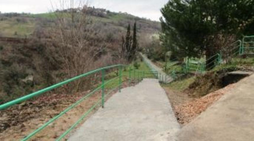 Malta&rsquo;da Korkuluklu Yaya Yolu