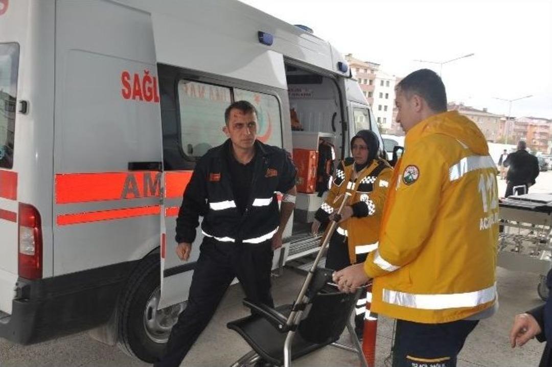 Yangına Giden İtfaiye Aracı Kaza Yaptı: 3 Yaralı