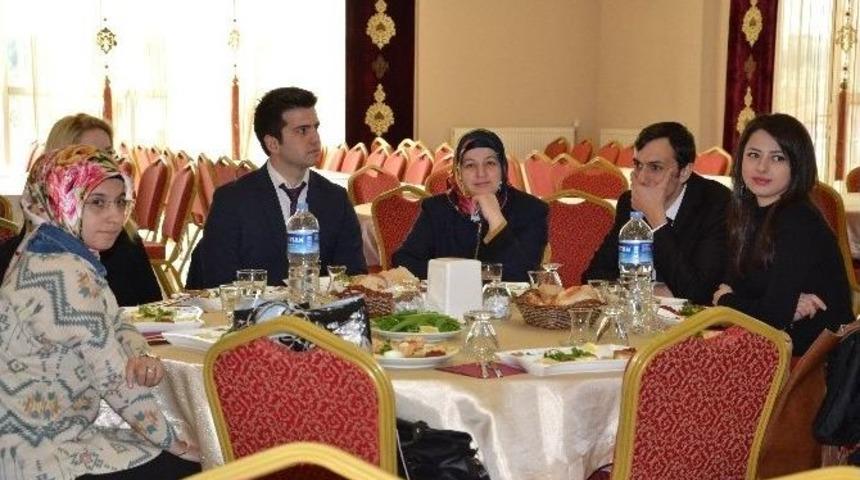 Stajyer &Ouml;ğretmenler Kahvaltıda Buluştu