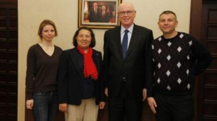 Manavgat Kırım Derneği&rsquo;nden Başkan Kurt&rsquo;a Ziyaret