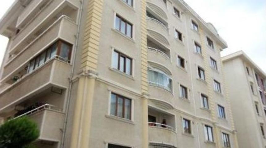 &Uuml;niversite &Ouml;ğrencisi, &Ouml;ğretmenin Evinde Pencereden D&uuml;şt&uuml;