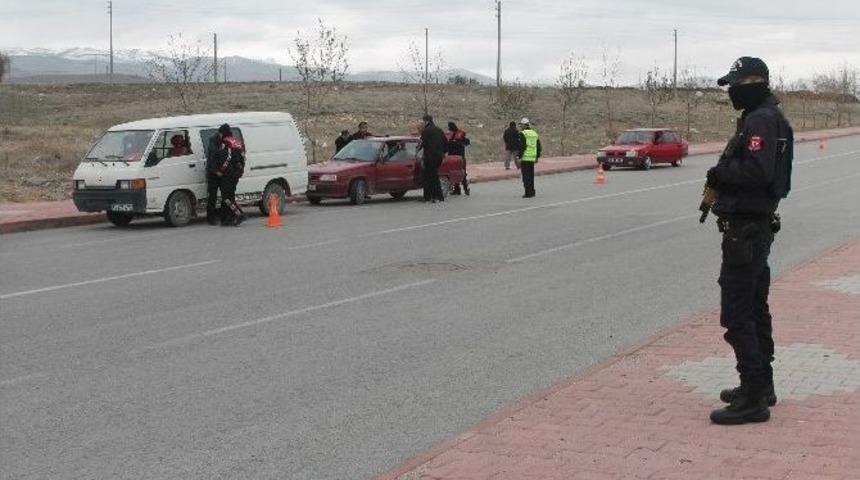 Niğde&rsquo;de Polis Tedbirleri Sıklaştırdı