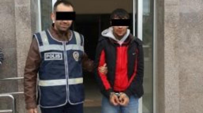 Ş&uuml;pheli İki Şahıs Su&ccedil; Makinesi &Ccedil;ıktı