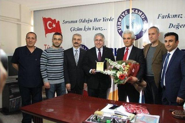 Yılın Doktoru Mehmet Sel Başarısının Sırrını Açıkladı 1