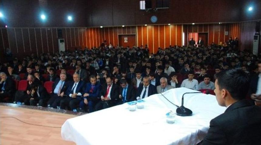 Hafızlık Ve Ezan Okuma Yarışması D&uuml;zenlendi