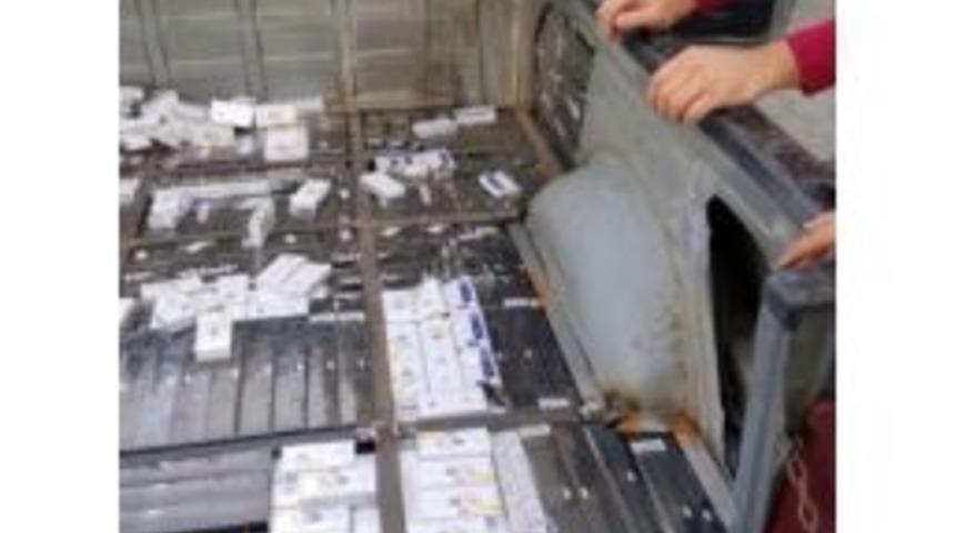 Alanya&rsquo;da 4 Bin 57 Paket Ka&ccedil;ak Sigara Ele Ge&ccedil;irildi