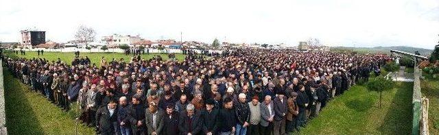 Bursalı Şehit Astsubay Göz Yaşları İçinde Toprağa Verildi