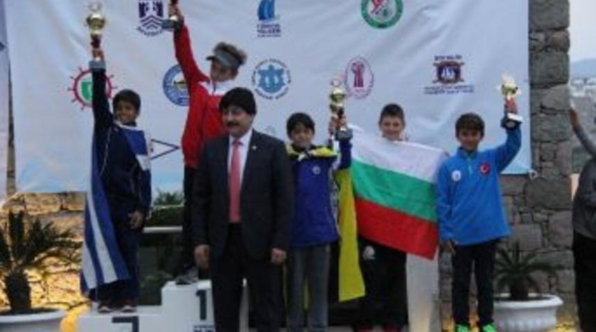 İskenderunlu Junior Yelkenciler 5&rsquo;inci Oldu