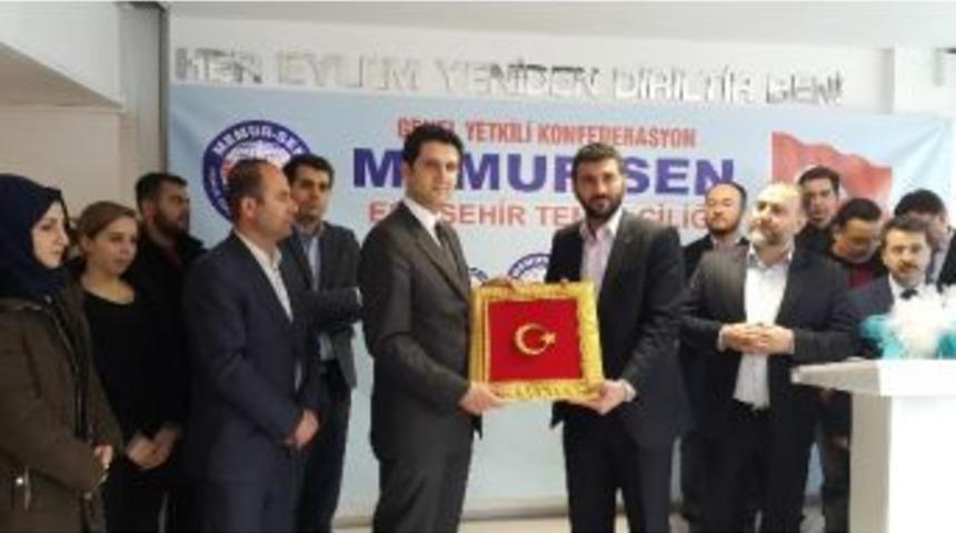 Gen&ccedil; Memur-sen&rsquo;de Bayrak Değişimi