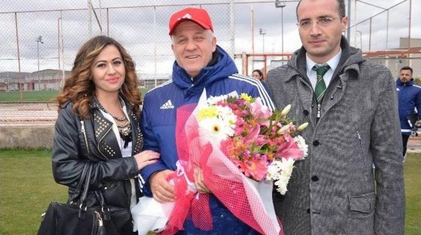 C&uuml; Vakfı Koleji, Medicana Sivasspor&rsquo;u Ziyaret Etti